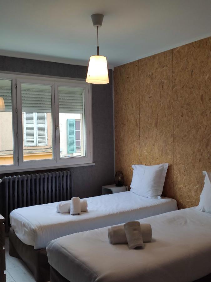 Bar Hotel Du Centre Montrevel-en-Bresse Екстериор снимка
