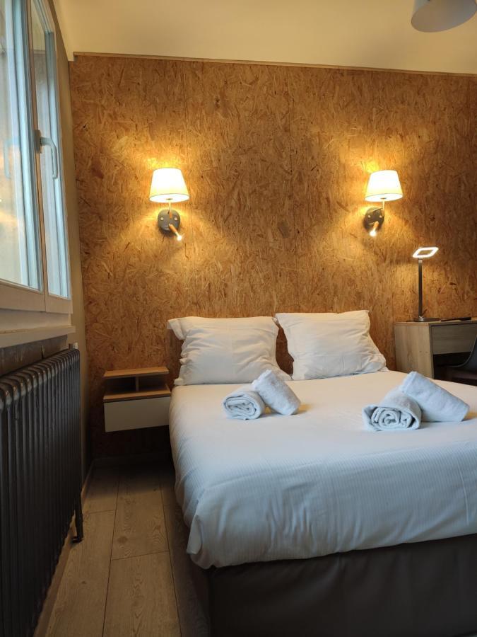 Bar Hotel Du Centre Montrevel-en-Bresse Екстериор снимка