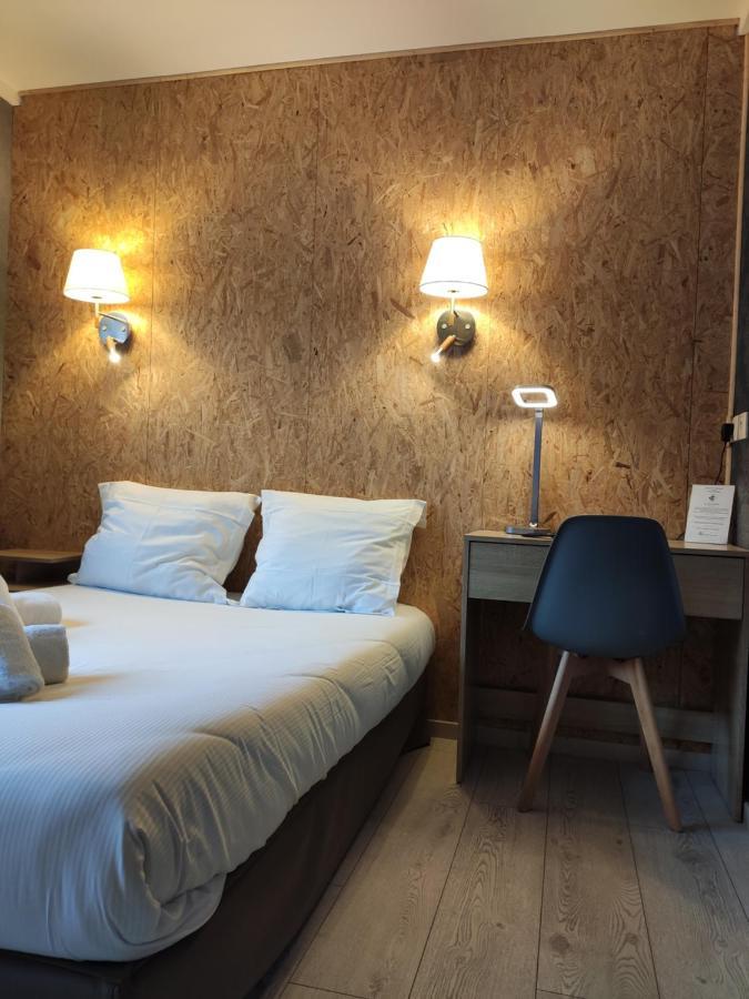 Bar Hotel Du Centre Montrevel-en-Bresse Екстериор снимка