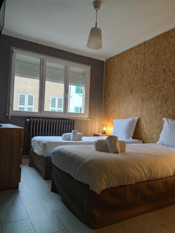 Bar Hotel Du Centre Montrevel-en-Bresse Екстериор снимка